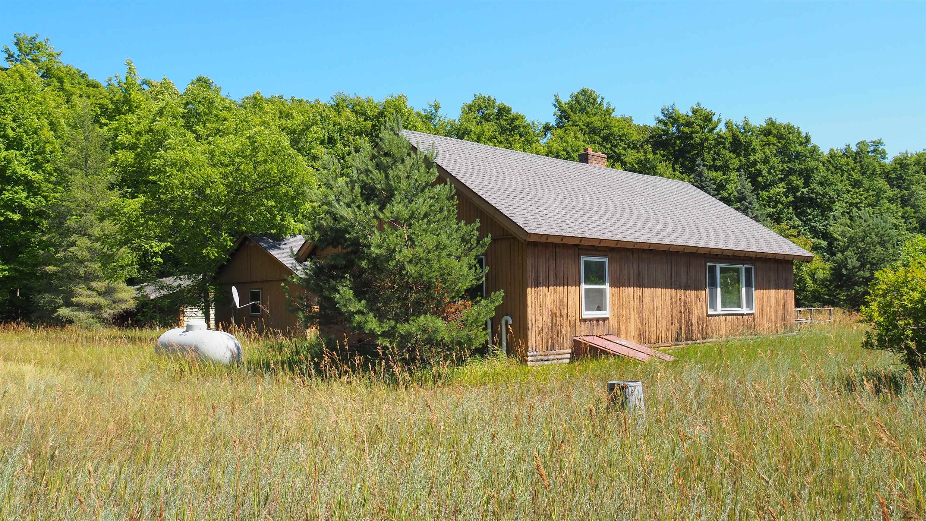 7478 Way Road Honor, MI 49640 - Photo 19 of 48 1905640-18.JPG