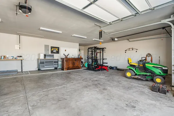 $570,000 | 9313 Wintergreen Lane, Amarillo, TX 79119