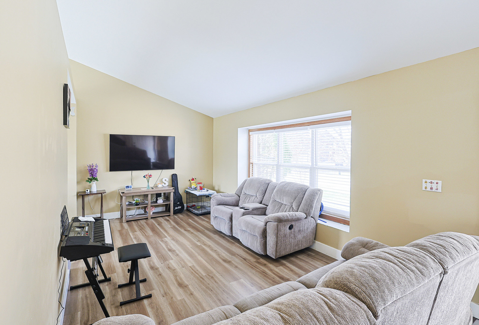 520 Calgary Way Belvidere, IL 61008 - Photo 4 of 26