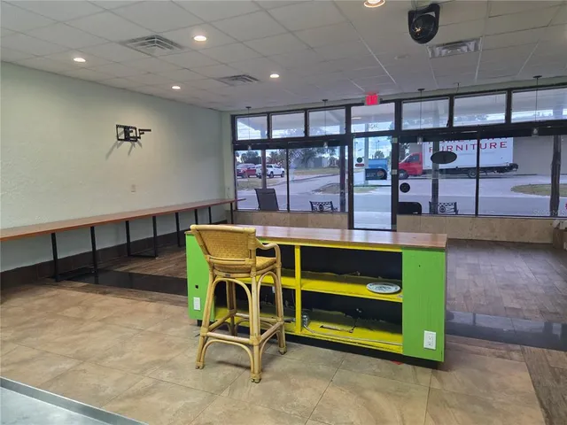 $3,000 | 38201 10th Avenue, Zephyrhills, FL 33542