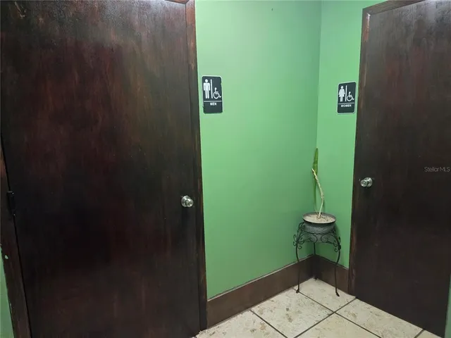 $3,000 | 38201 10th Avenue, Zephyrhills, FL 33542