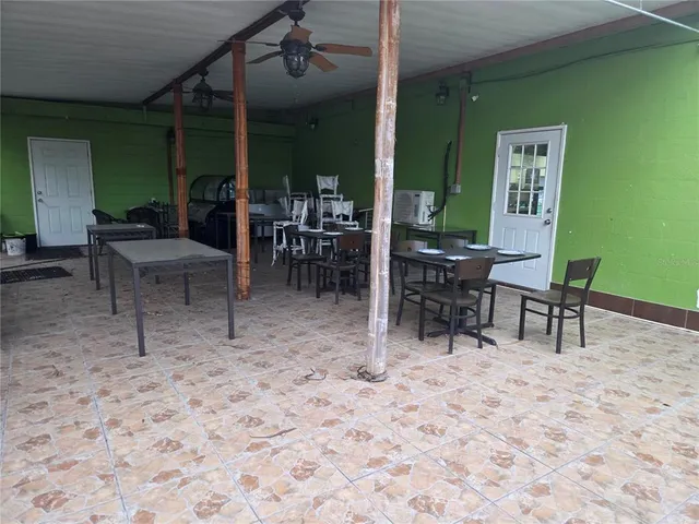 $3,000 | 38201 10th Avenue, Zephyrhills, FL 33542