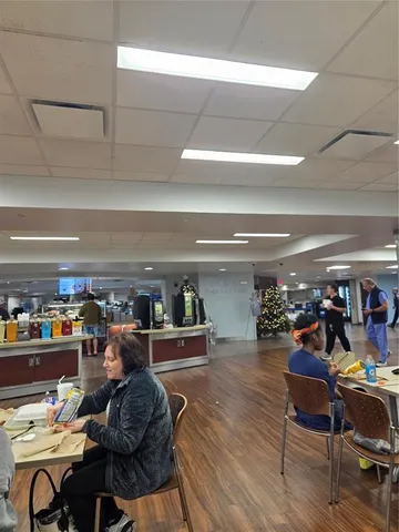 $3,000 | 38201 10th Avenue, Zephyrhills, FL 33542