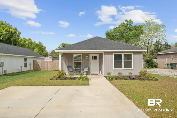 $269,900 | 22045 7th Street, Silverhill, AL 36576