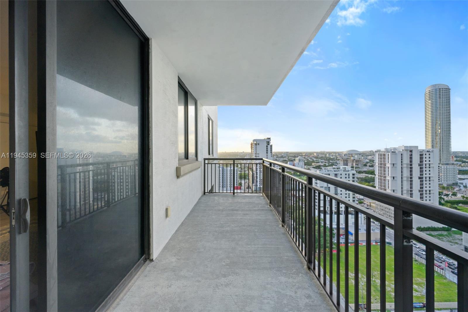 999 Southwest 1st Avenue, Unit 2214 Miami, FL 33130 - Photo 21 of 35 a view of a balcony