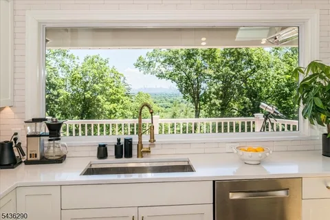 $1,849,000 | 244 Highland Avenue, Montclair, NJ 07043