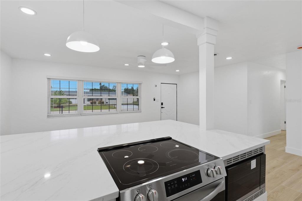 305 Glen Oak Road Venice, FL 34293 - Photo 12 of 25