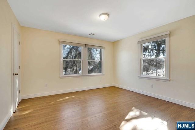 455 Berkshire Road Ridgewood, NJ 07450 - Photo 15 of 16