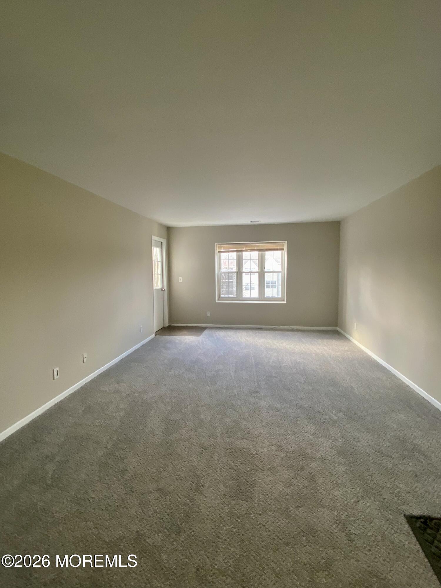 231 Atlantic Street, Unit 83D Keyport, NJ 07735 - Photo 7 of 20 living room