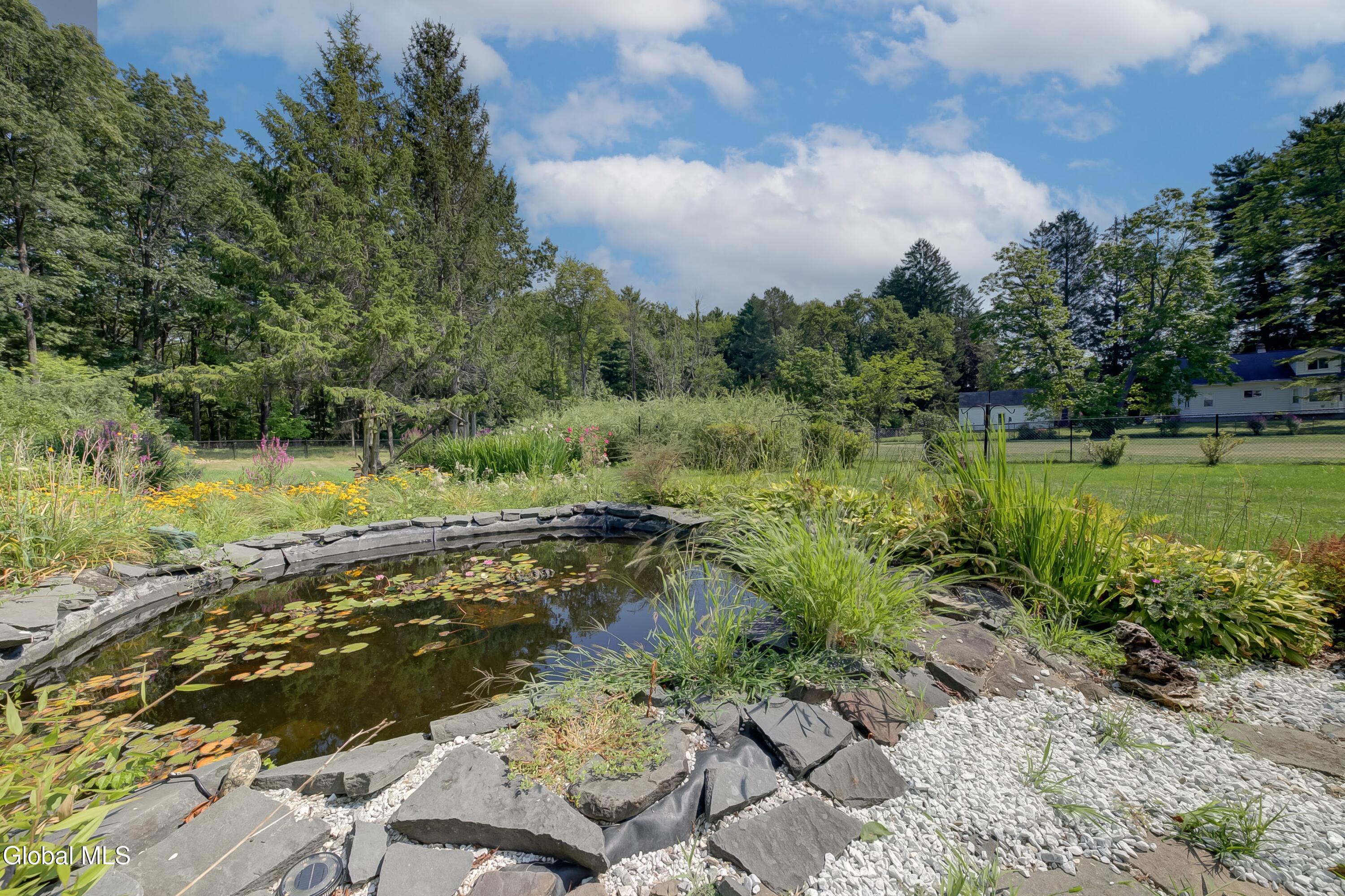 59 New Shaker Road Colonie, NY 12205 - Photo 57 of 81 59 New Shaker Rd-23