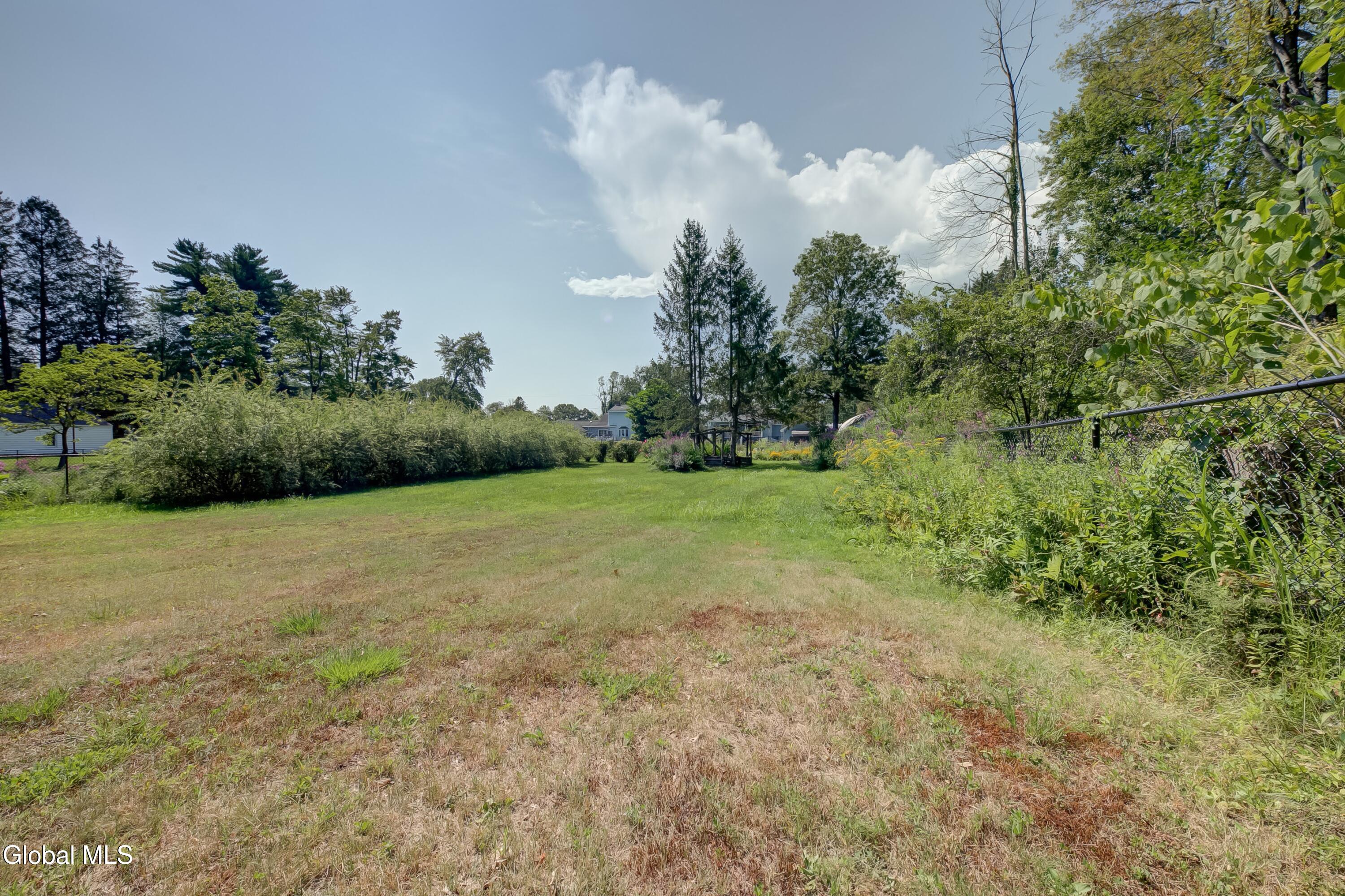 59 New Shaker Road Colonie, NY 12205 - Photo 65 of 81 59 New Shaker Rd-33