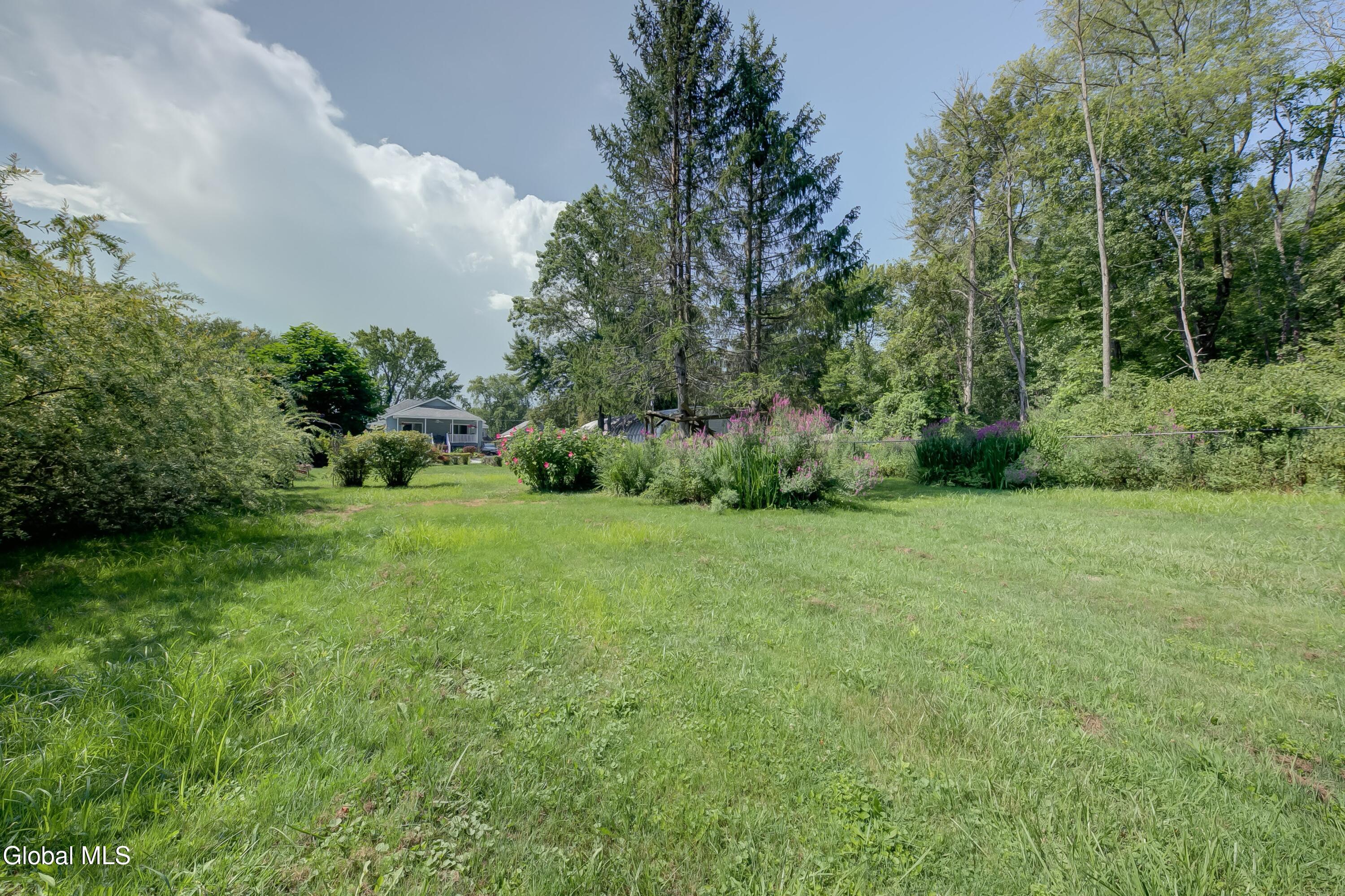 59 New Shaker Road Colonie, NY 12205 - Photo 67 of 81 59 New Shaker Rd-35