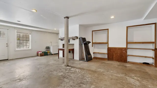 $470,000 | 163 Valley Road, Raymond, ME 04071