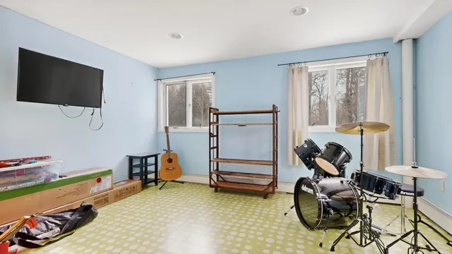 $470,000 | 163 Valley Road, Raymond, ME 04071