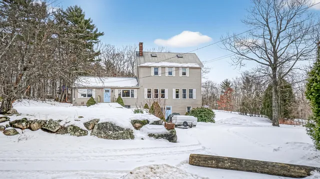 $470,000 | 163 Valley Road, Raymond, ME 04071