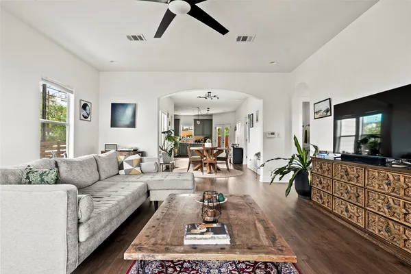 $800,000 | 1600 Maple Avenue, Unit 1, Austin, TX 78702