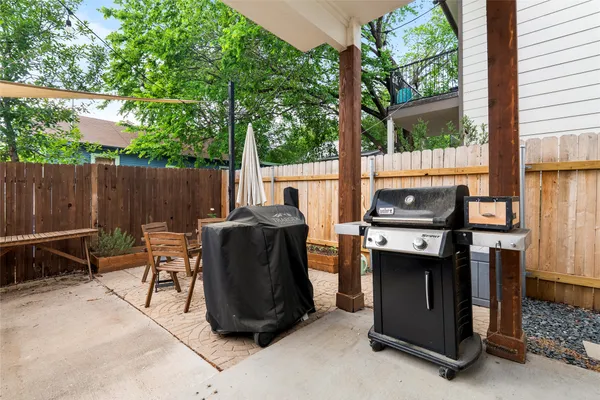 $800,000 | 1600 Maple Avenue, Unit 1, Austin, TX 78702