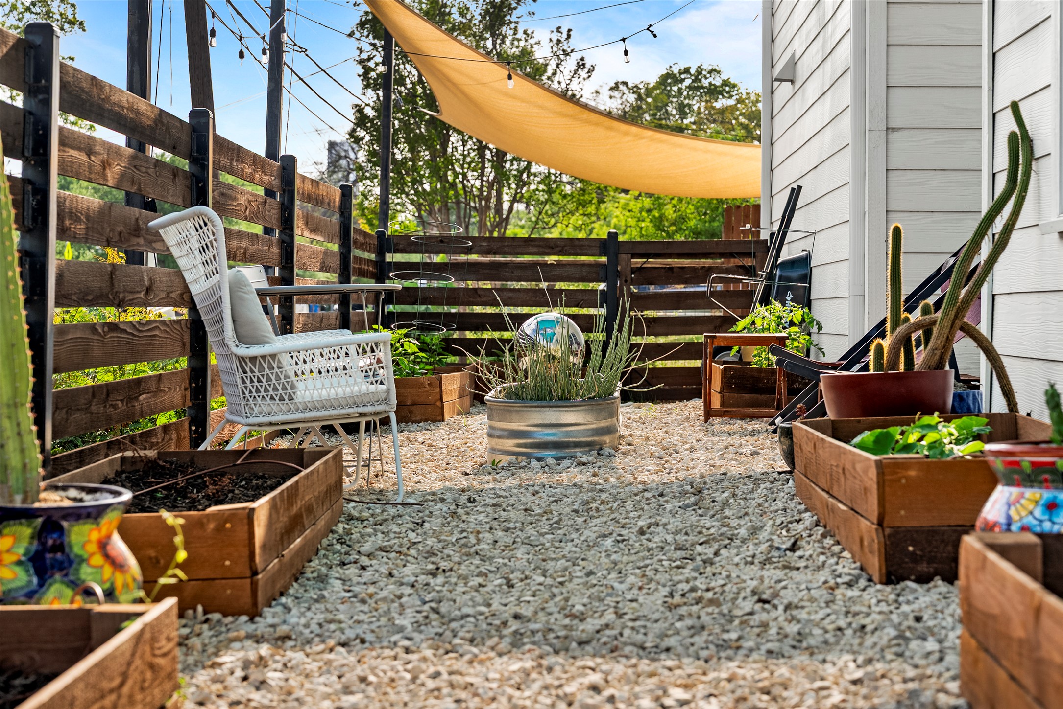 1600 Maple Avenue, Unit 1 Austin, TX 78702 - Photo 9 of 38