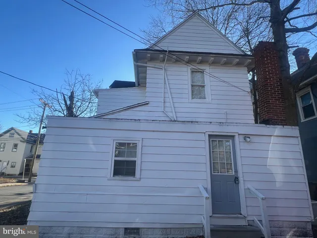 $300,000 | 810 North Division Street, Salisbury, MD 21801