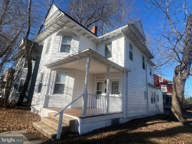 $300,000 | 810 North Division Street, Salisbury, MD 21801