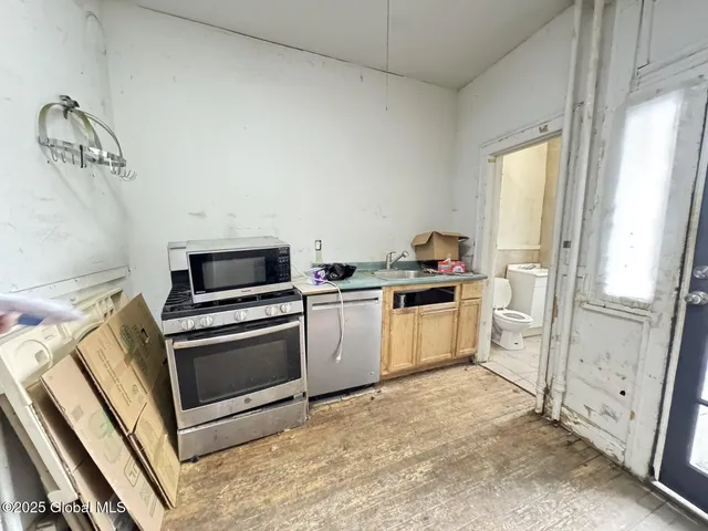 $145,000 | 84 Grand Street, Albany, NY 12202