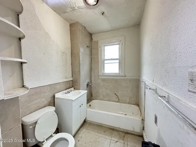 $145,000 | 84 Grand Street, Albany, NY 12202