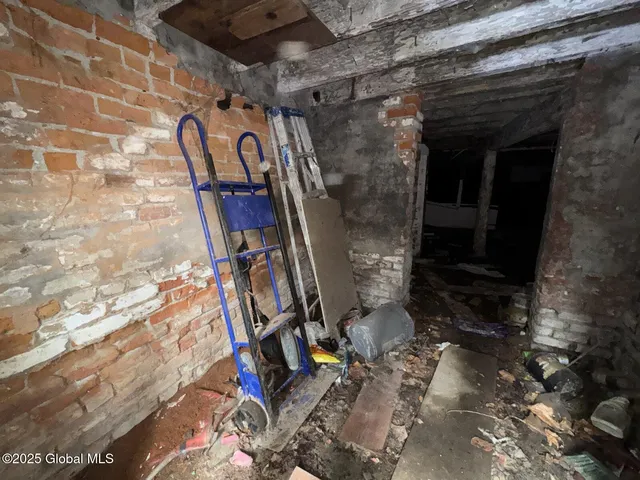 $145,000 | 84 Grand Street, Albany, NY 12202