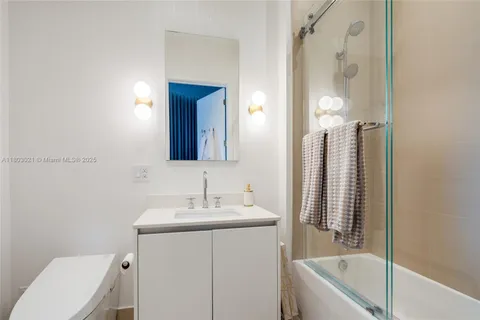 $15,495,000 | 2821 South Bayshore Drive, Unit 20AB, Miami, FL 33133