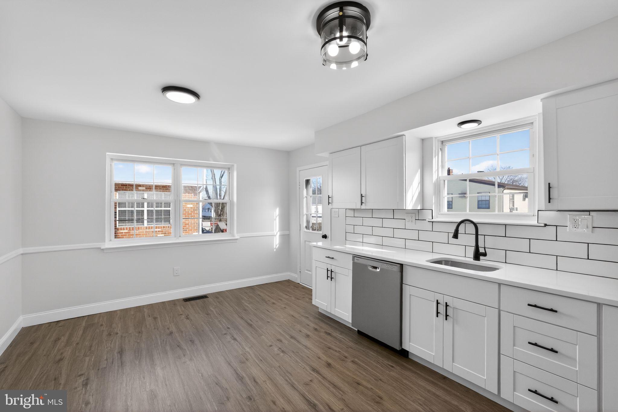 642 Rively Avenue Collingdale, PA 19023 - Photo 14 of 34 Kitchen