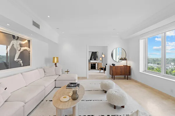 $20,000 | 150 Bradley Place, Unit 615, Palm Beach, FL 33480