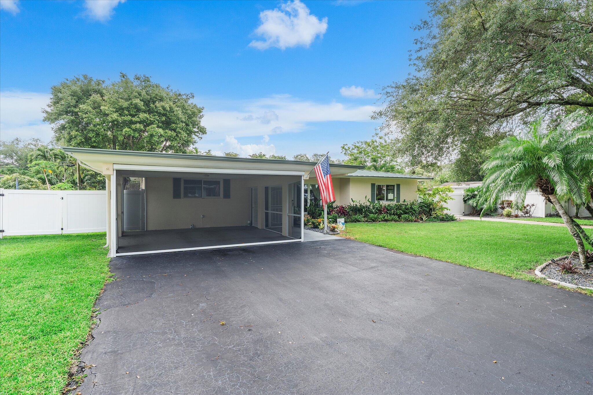 660 Azalea Court Plantation, FL 33317 - Photo 26 of 32 13-660 Azalea Ct_013