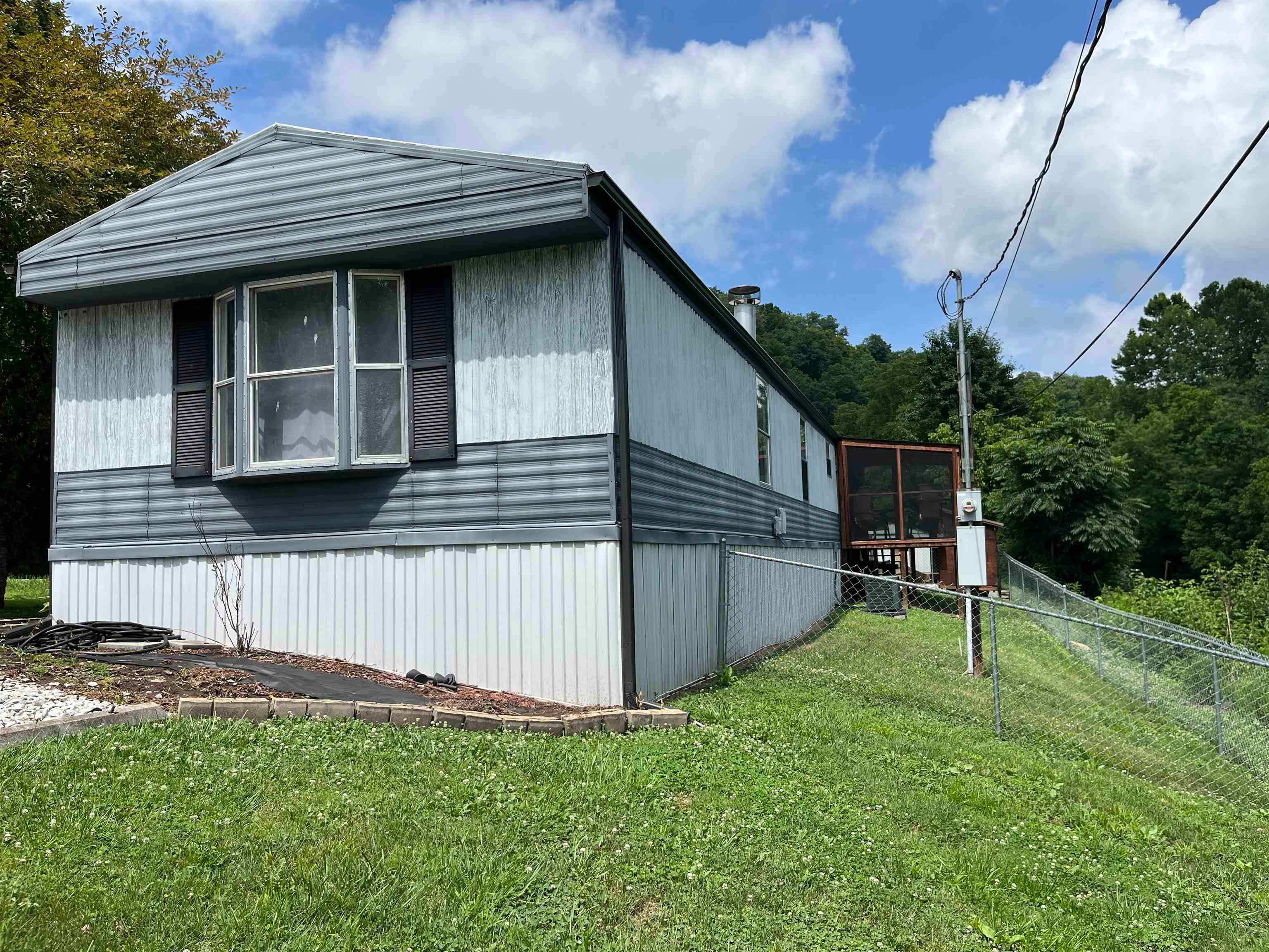 3349 McComas Road Barboursville, WV 25504 - Photo 4 of 17 Gallery Image 4