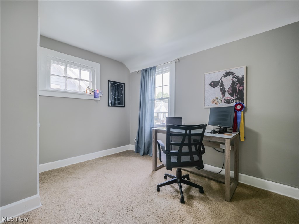 3588 Lloyd Road Cleveland, OH 44111 - Photo 20 of 35 Gallery Image 20