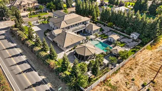 $3,000,000 | 4600 Tudor Rose Glen, Stockton, CA 95212