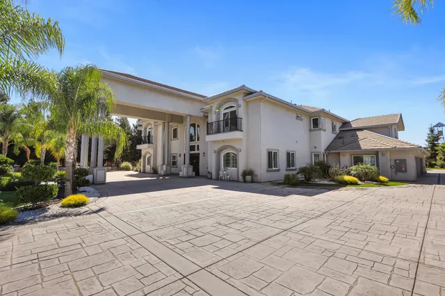 $3,000,000 | 4600 Tudor Rose Glen, Stockton, CA 95212