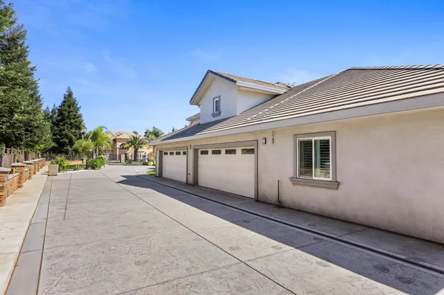 $3,000,000 | 4600 Tudor Rose Glen, Stockton, CA 95212