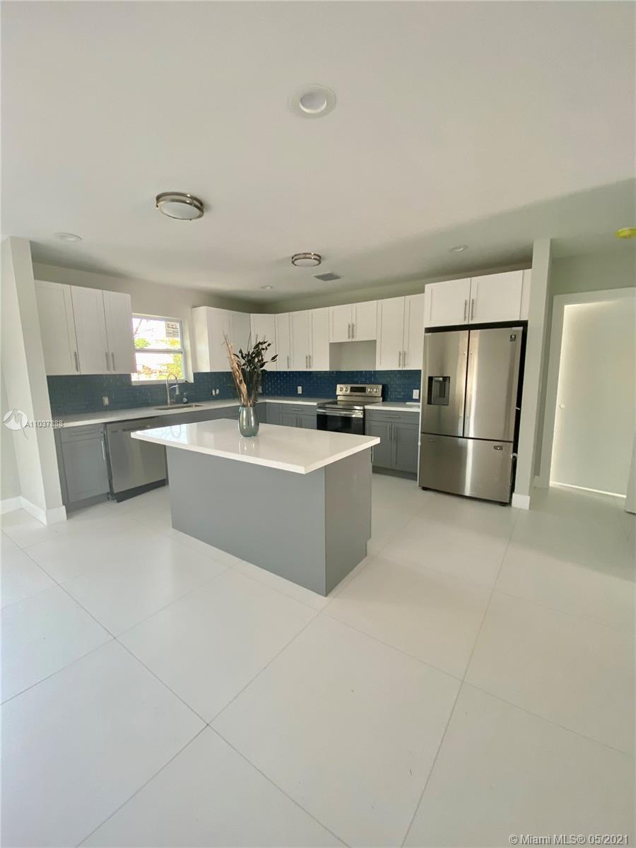 210 West 37th Street Riviera Beach, FL 33404 - Photo 2 of 9 Gallery Image 2