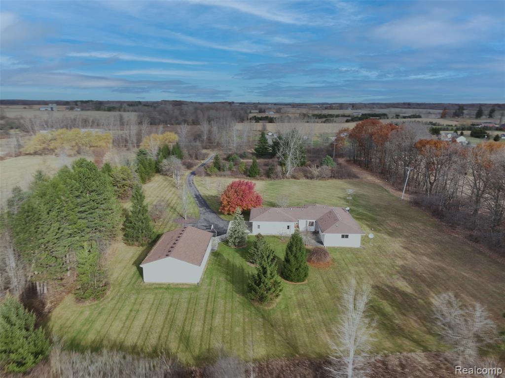3854 Castle Road North Branch, MI 48461 - Photo 38 of 46