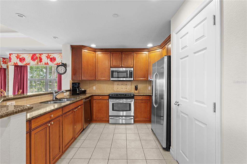 1100 Sunset View Circle, Unit 204 Reunion, FL 34747 - Photo 17 of 37