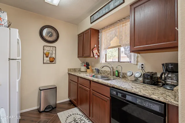 $194,500 | 2035 South Clubhouse Drive, Casa Grande, AZ 85194