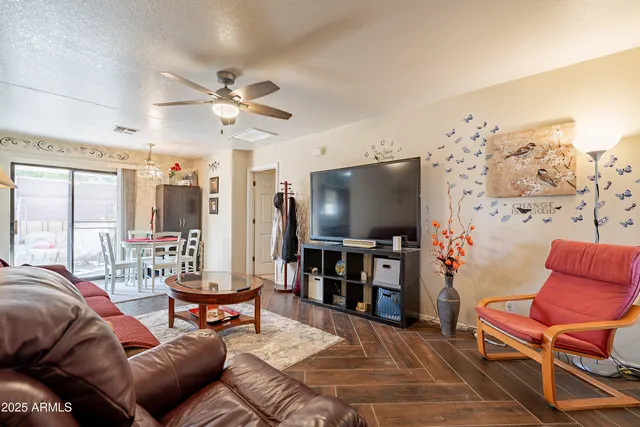 $194,500 | 2035 South Clubhouse Drive, Casa Grande, AZ 85194