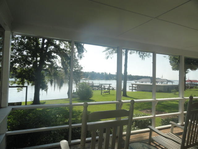 1418 Hammond Road Summerton, SC 29148 - Photo 13 of 21 2017-07-20 20.22.46