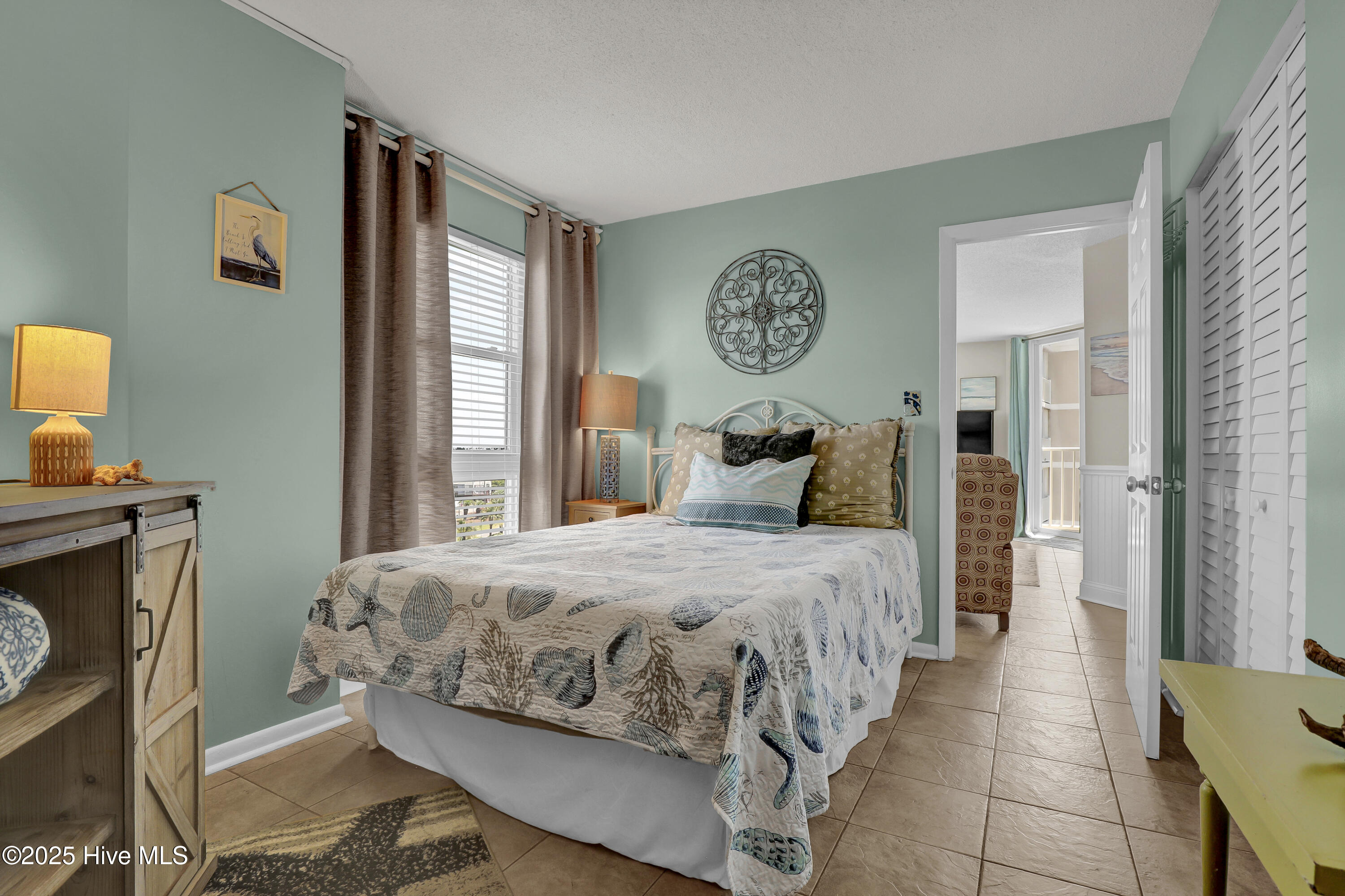 2000 New River Inlet Road, Unit 1414 North Topsail Beach, NC 28460 - Photo 9 of 45 6G8A8469