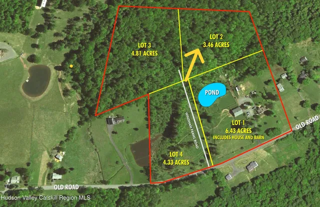 a view of a tennis court