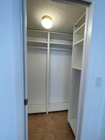 $2,200 | 896 North Federal Highway, Unit 431, Lantana, FL 33462