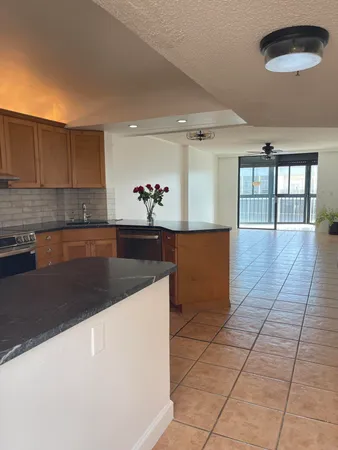 $2,200 | 896 North Federal Highway, Unit 431, Lantana, FL 33462