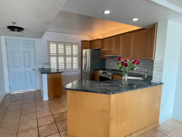 $2,200 | 896 North Federal Highway, Unit 431, Lantana, FL 33462