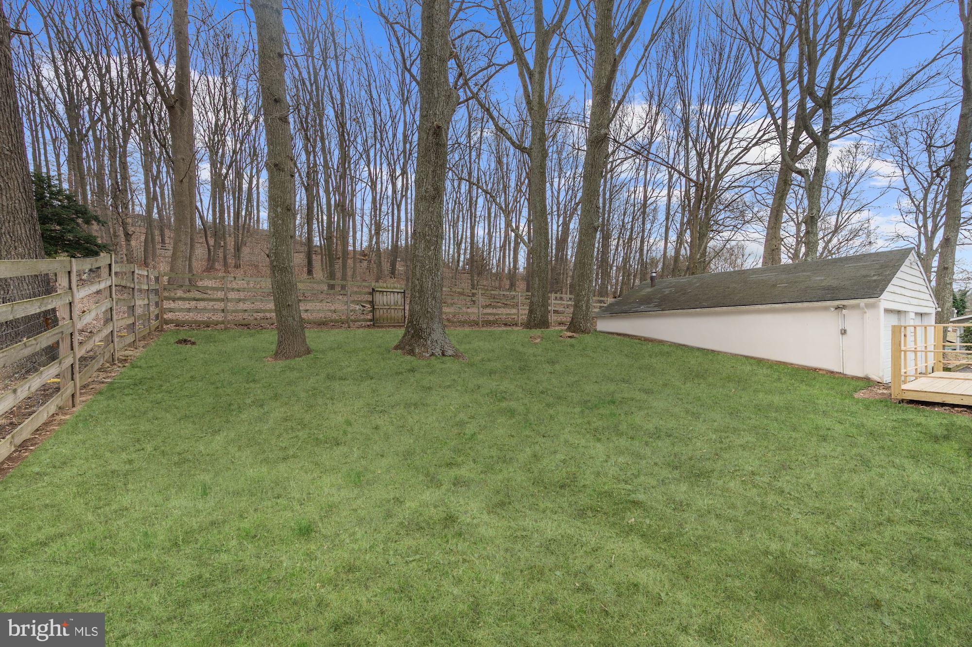 1525 Ridge Road Westminster, MD 21157 - Photo 36 of 40 Landscaped Grounds