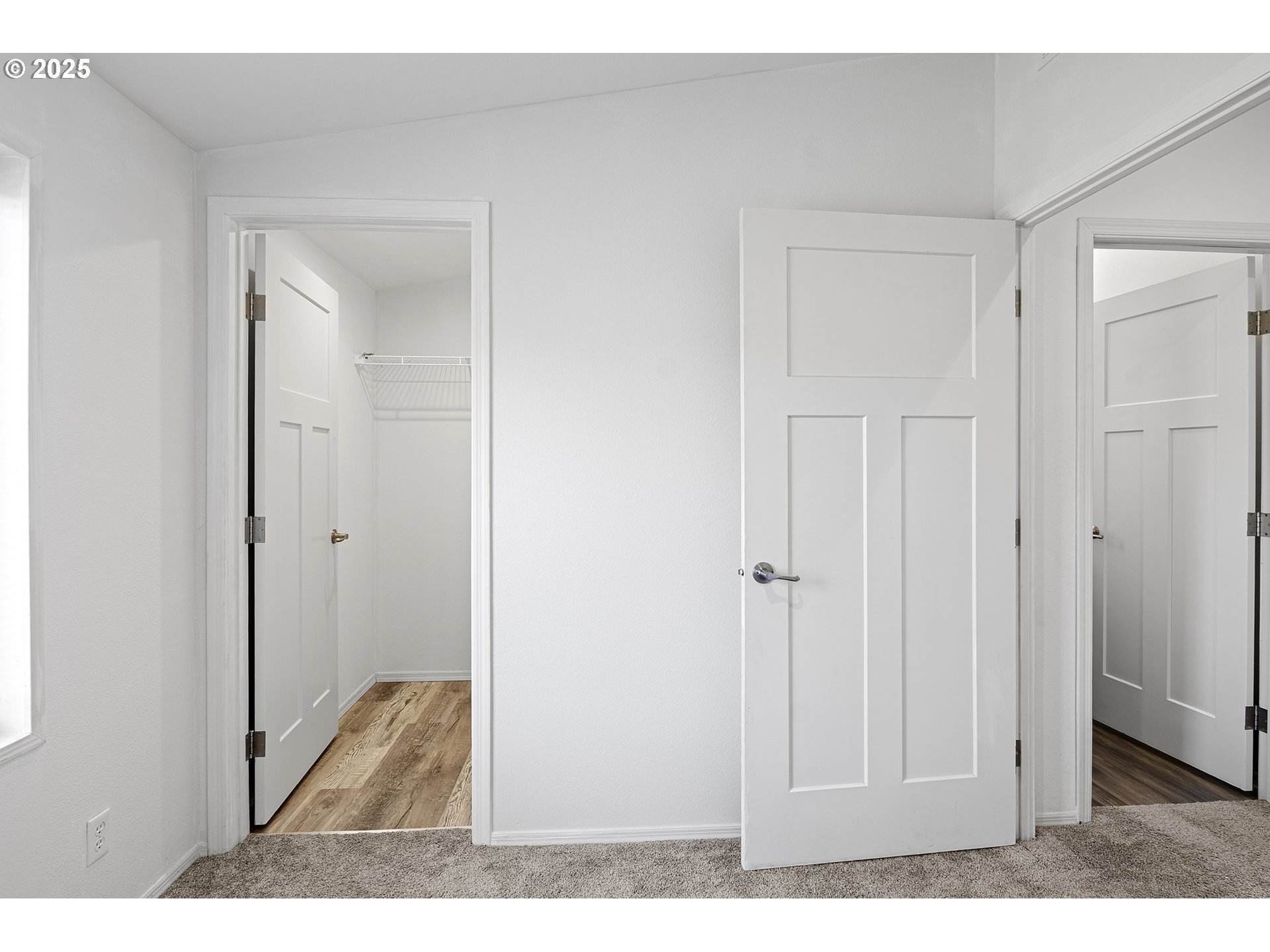 435 Spruce Street Yoncalla, OR 97499 - Photo 33 of 40 Bedroom