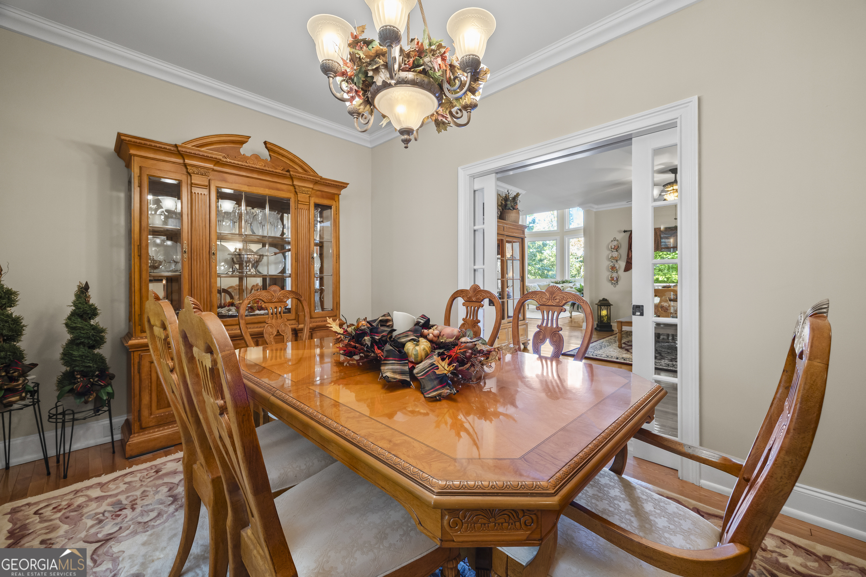 159 Zeppelin Strasse Helen, GA 30545 - Photo 39 of 95 a dining room with furniture and wooden floor